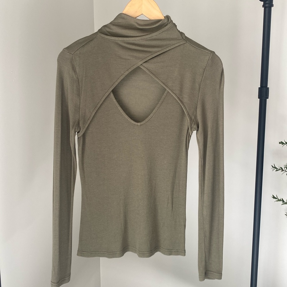 Wrap Turtleneck Keyhole Top, Green, Women’s Size Medium